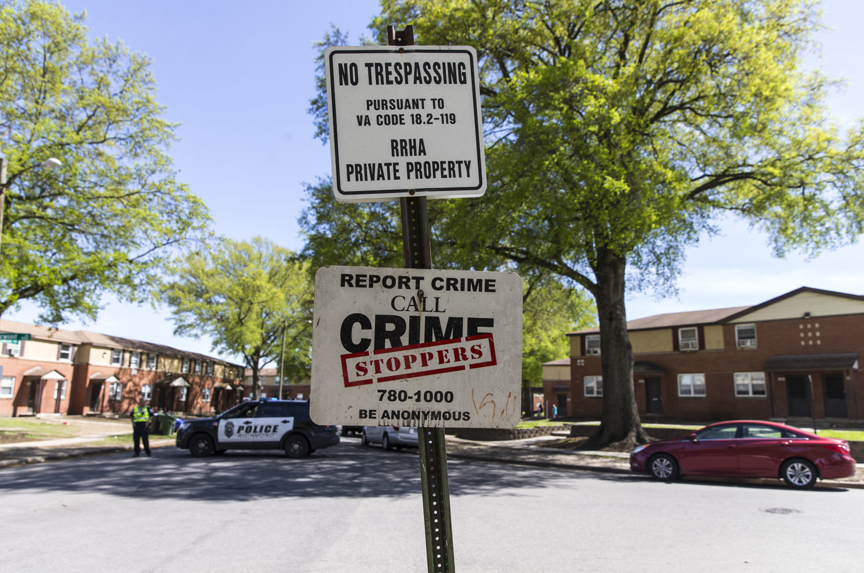 Shooting in Hillside Court